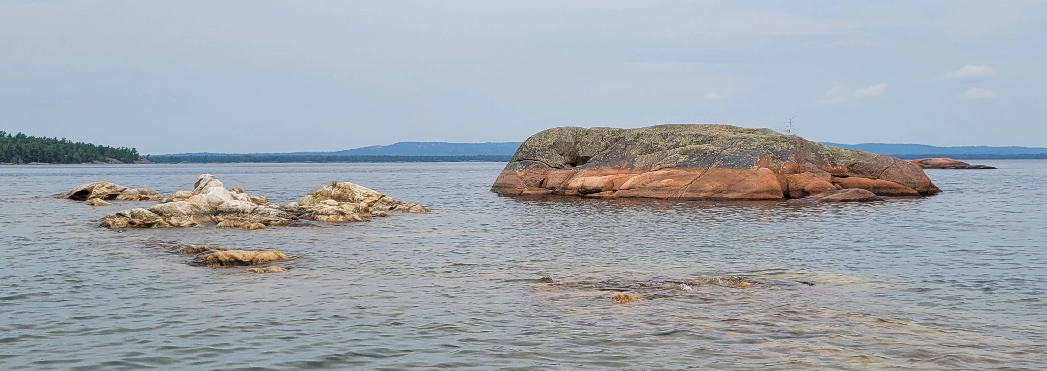 Quartzite shoreline